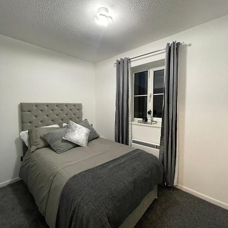 Cardiff Bay Apartment With Parking Exterior photo